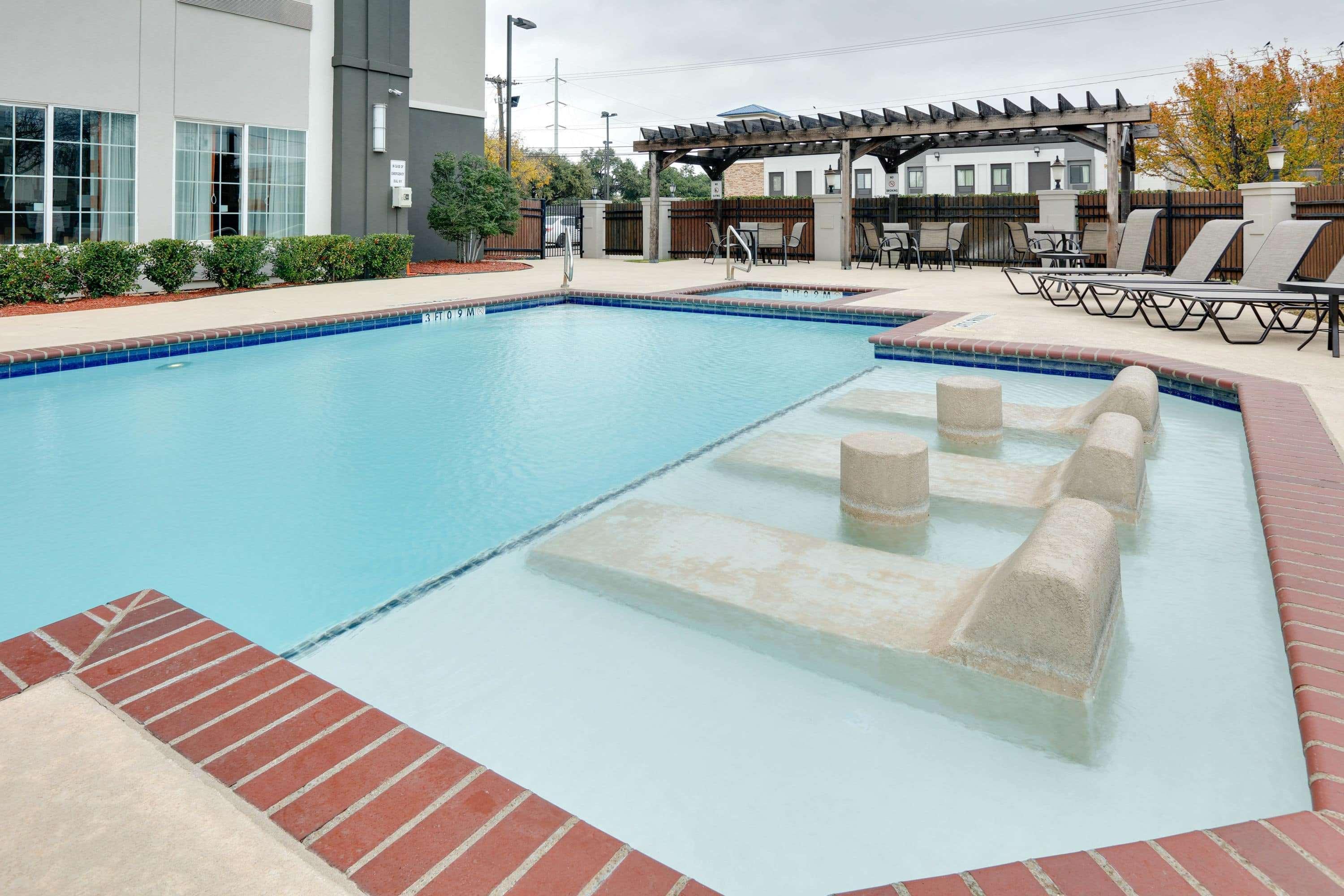 La Quinta By Wyndham Dallas Love Field Εξωτερικό φωτογραφία