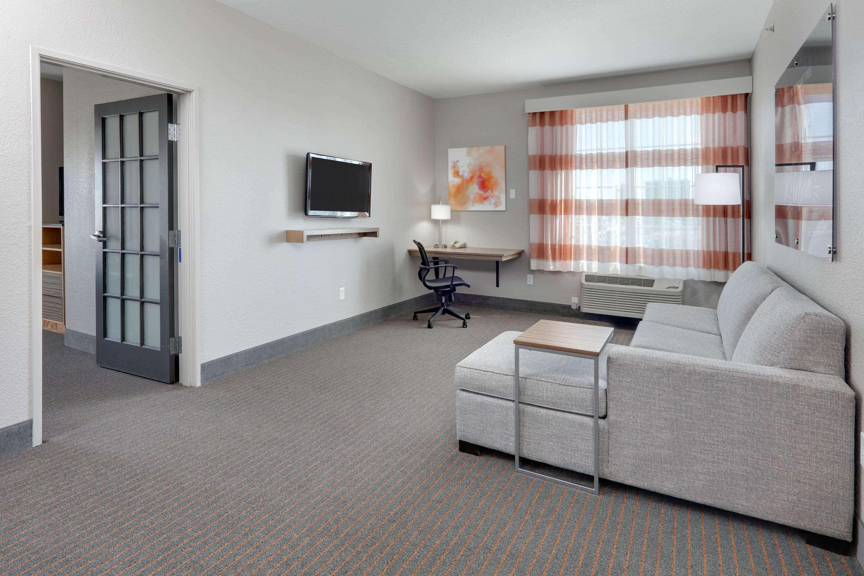 La Quinta By Wyndham Dallas Love Field Εξωτερικό φωτογραφία