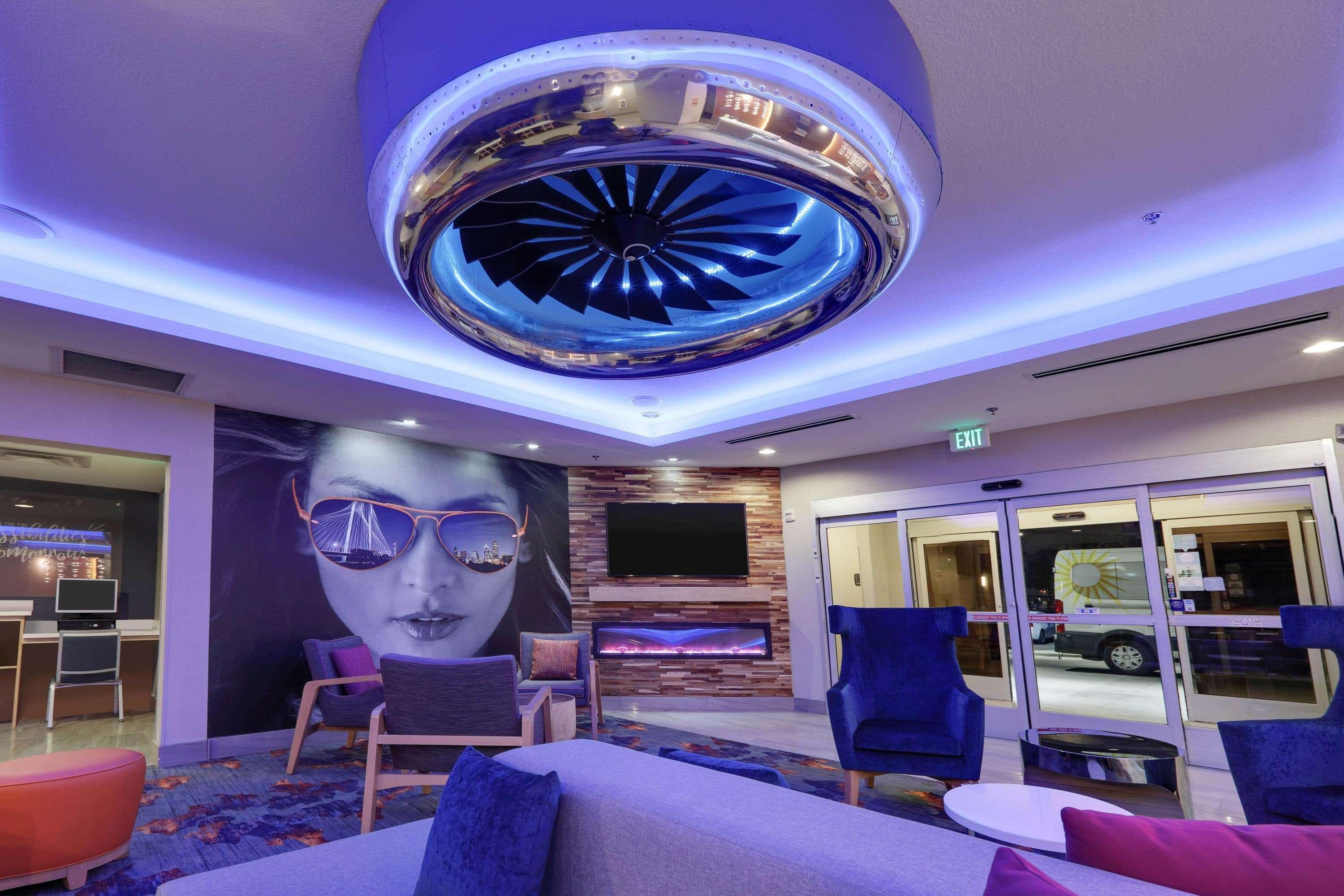 La Quinta By Wyndham Dallas Love Field Εξωτερικό φωτογραφία