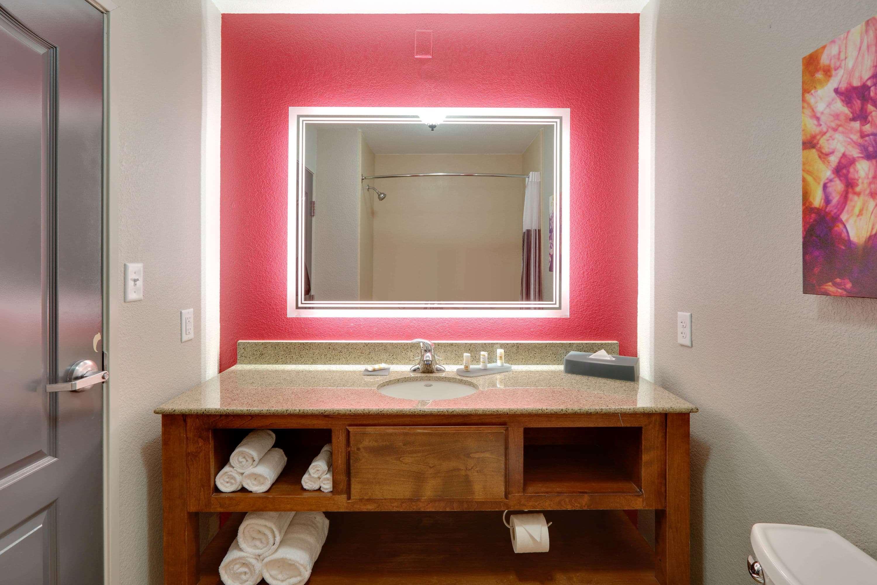 La Quinta By Wyndham Dallas Love Field Εξωτερικό φωτογραφία